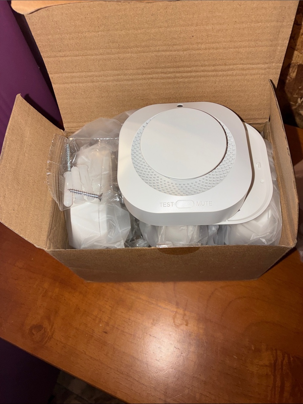 NWT White Wireless Home Alarm Siren with Test & Mute Buttons